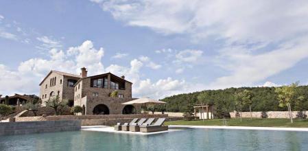 Club Vanguardia sotea 2 cheques regalo de 200 € para disfrutar en Petits Grans Hotels de Catalunya.