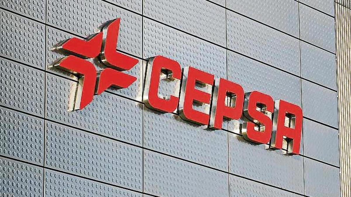Cepsa y Repsol apoyan topar los precios del gas de forma temporal