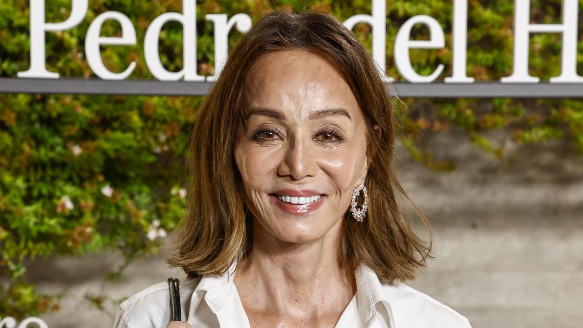 Isabel Preysler, 74 años: “El hielo puede ser un gran aliado de la piel en verano, cierra los poros abiertos y tonifica, dando al rostro un aspecto más terso y rejuvenecido”