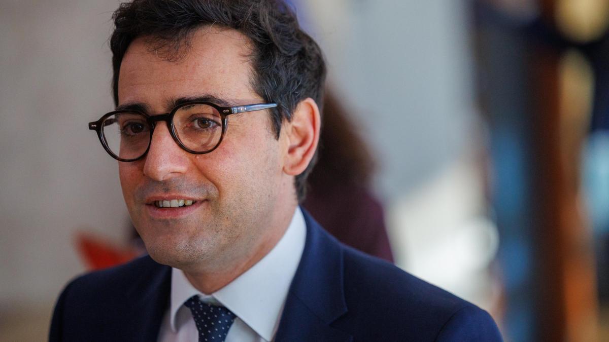 Stéphane Séjourné: “En cien días el mundo ha cambiado, Europa debe adaptarse” Stéphane Séjourné: “En cien días el mundo ha cambiado, Europa debe adaptarse”