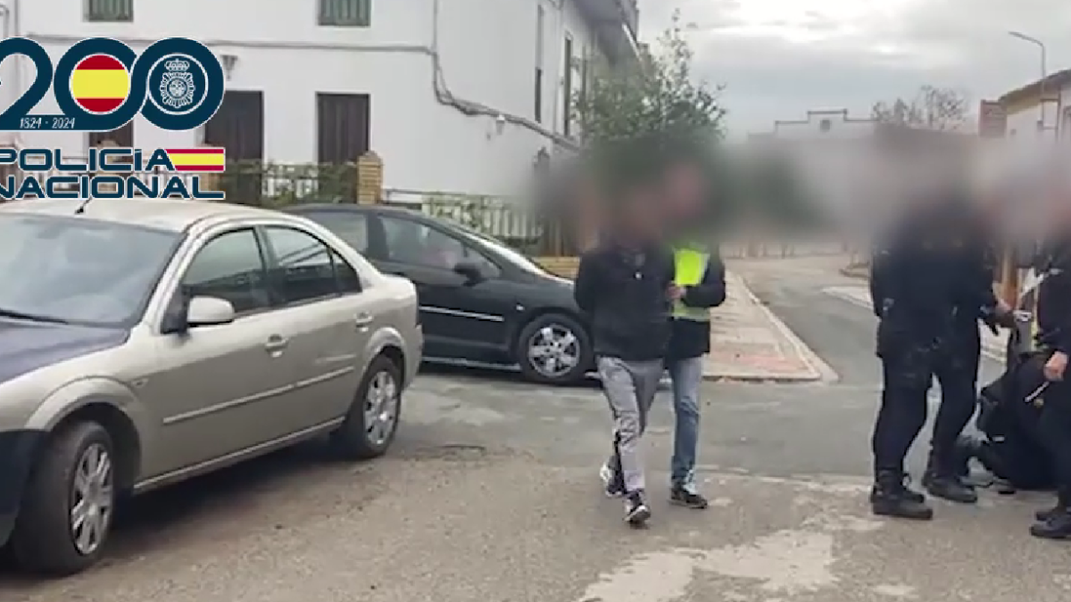 Once detenidos de un clan familiar dedicado a explotar temporeros rumanos en Sevilla