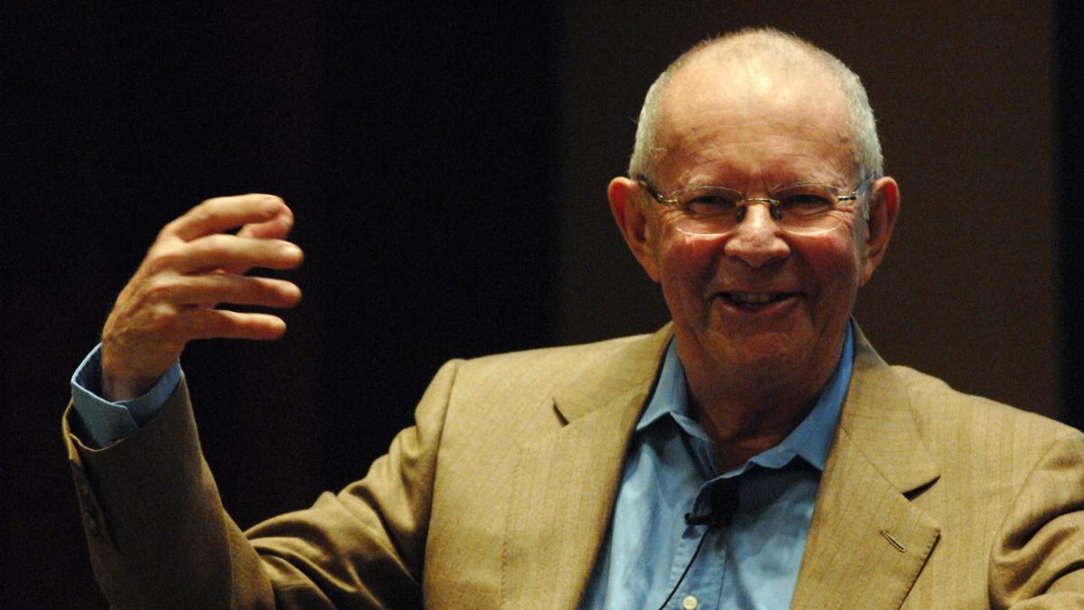 Muere el escritor Wilbur Smith, maestro de la novela de aventuras de África
