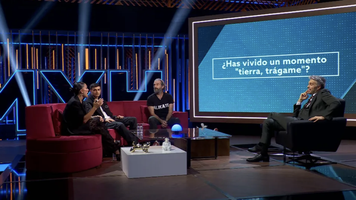 Lorena Castell explica en Martínez y Hermanos su momento tierra trágame con su jefe: “Me metí en un embrollo”