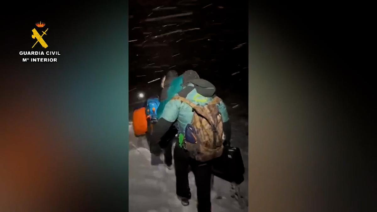 Así es cómo rescatan un grupo de cinco jóvenes desorientados en una ruta por Asturias