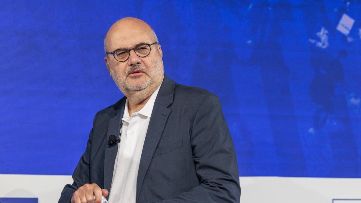 ‘Homoploutia’: els rics del segle XXI al poder ‘Homoploutia’: els rics del segle XXI al poder