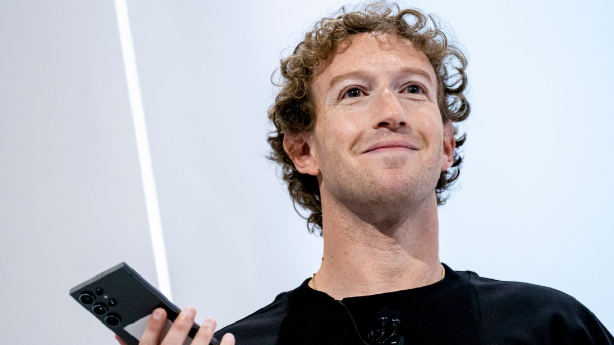 Mark Zuckerberg, fundador y CEO de Meta: “Facebook ya no cumple con su propósito original, ahora se centra en videos de tendencia, problemas globales y la interacción masiva, no en la interacción social íntima”